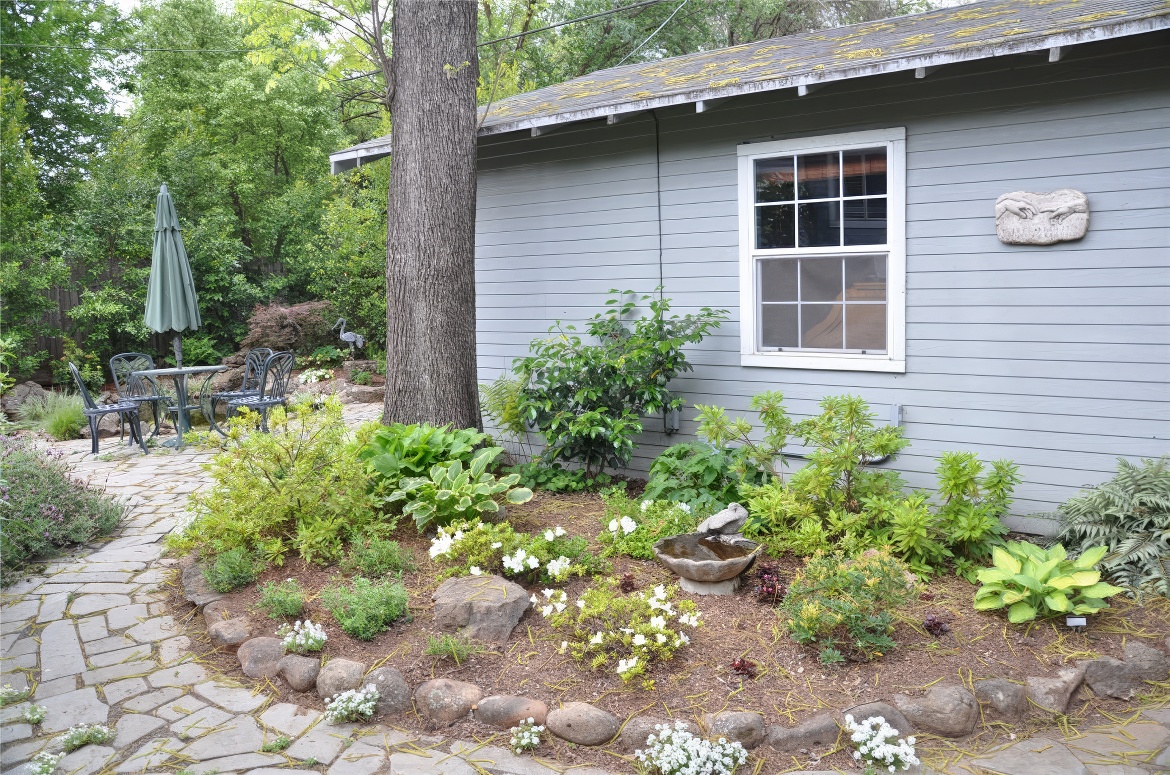 Terra Design Studio Garden