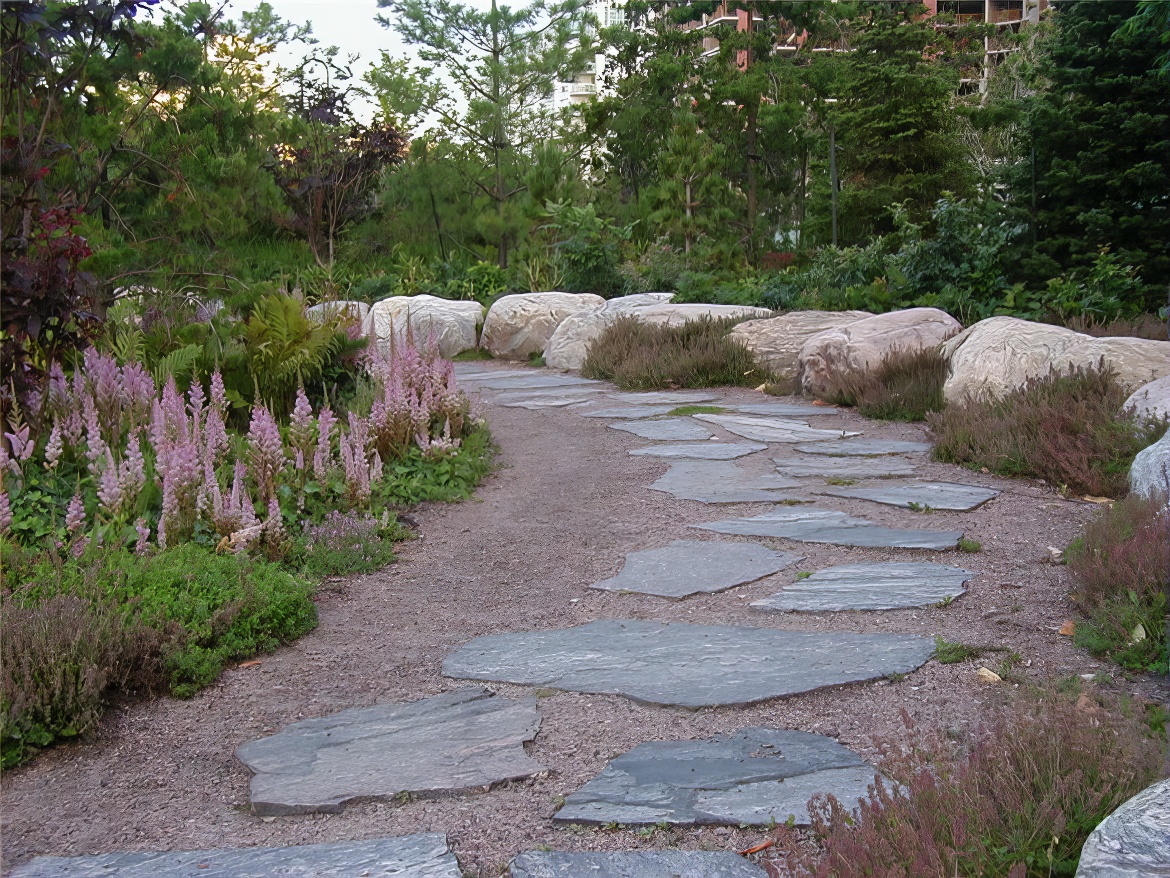 Gracious Flagstone Walk