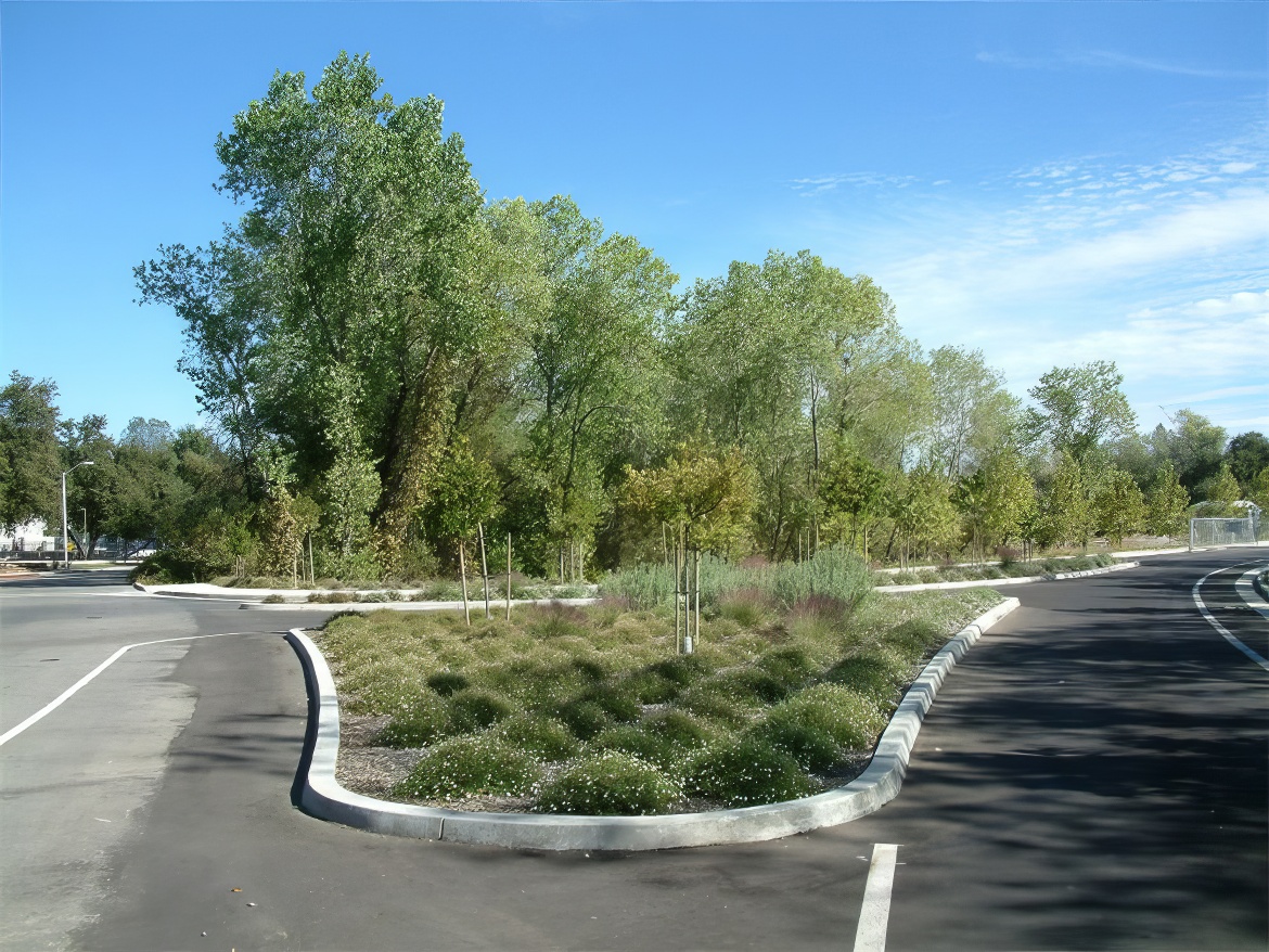 McConnell Entry Drive